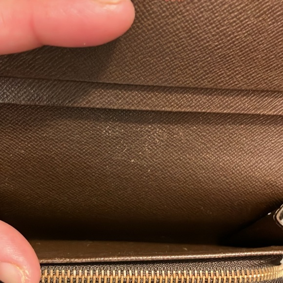 Louis Vuitton Tresor Damier Ebene Wallet - Picture 8 of 13